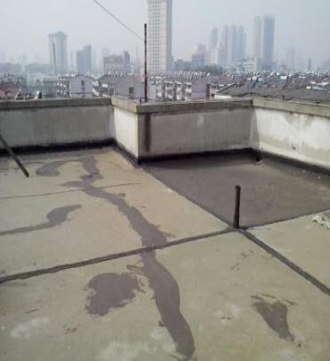 普定漏水维修 楼顶漏水是什么原因，楼顶漏水维修方法是什么?